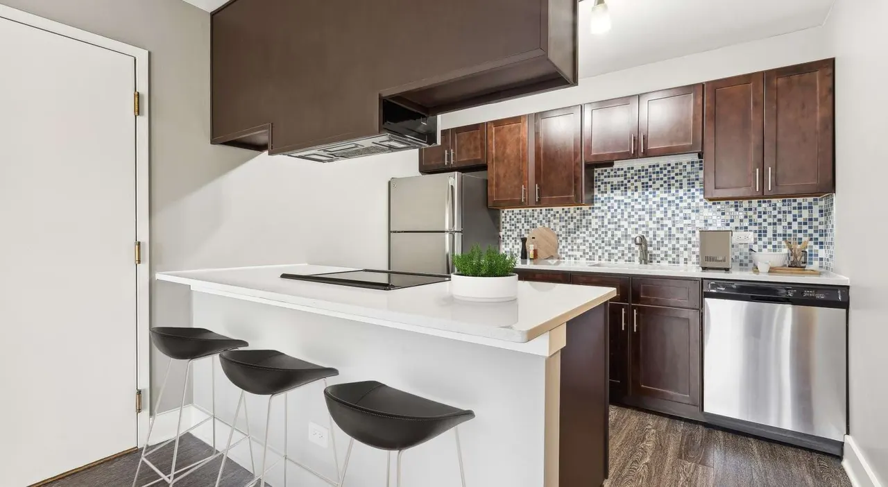 Fox Valley Villages Apartments