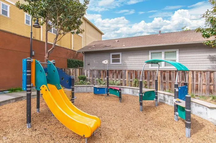 Oak Walk Apartments