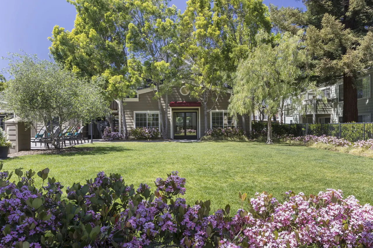 Central Park at Whisman Station