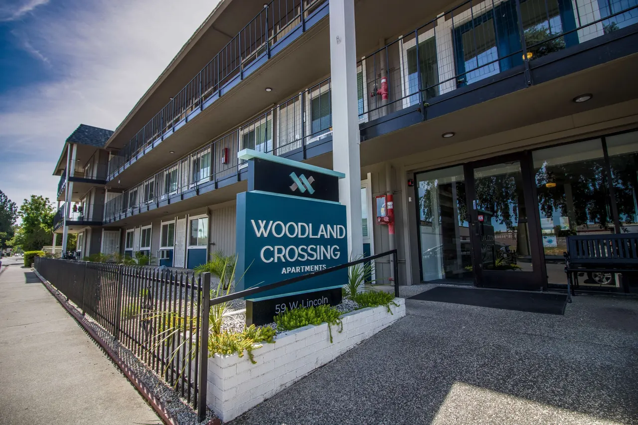 Woodland Crossing Apartments