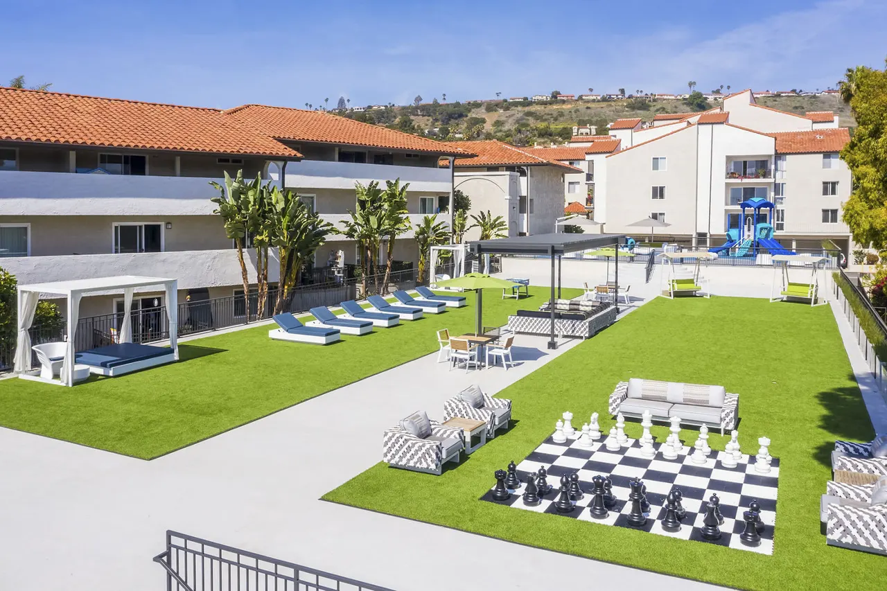 Avana Rancho Palos Verdes Apartments