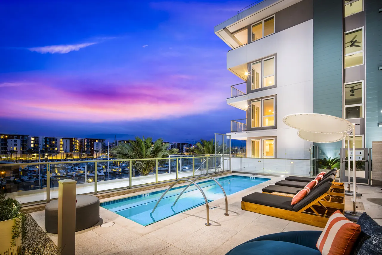 Neptune Marina Apartments