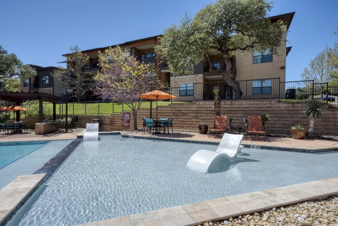 Rustico At Fair Oaks Apartments