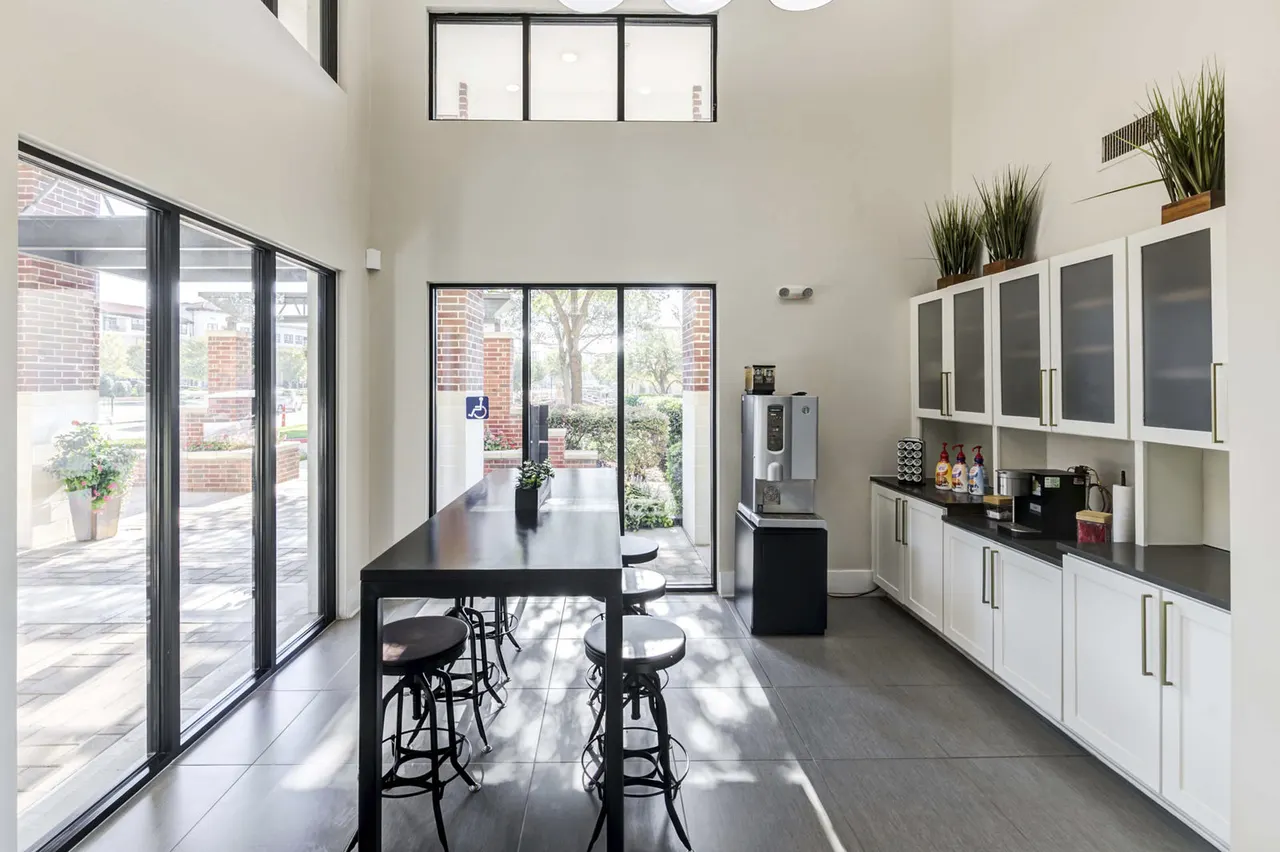Alta Lakeshore Lofts