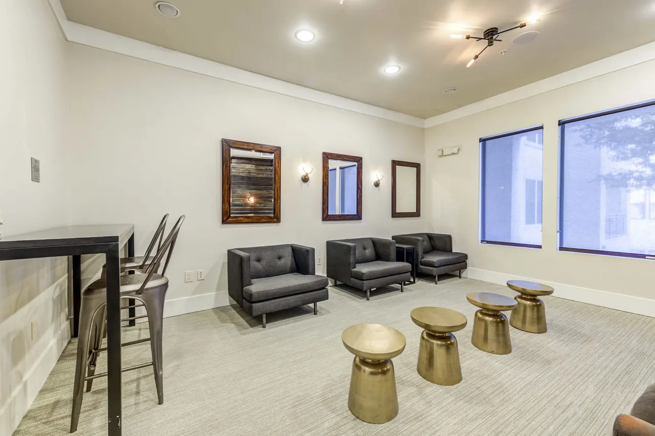 Alta Lakeshore Lofts