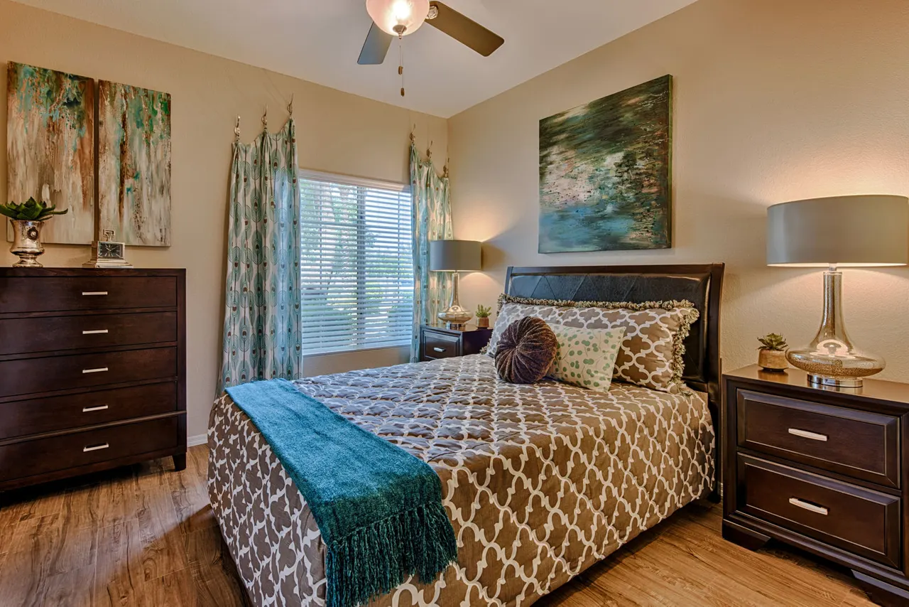 Pinnacle Terrace Apartments