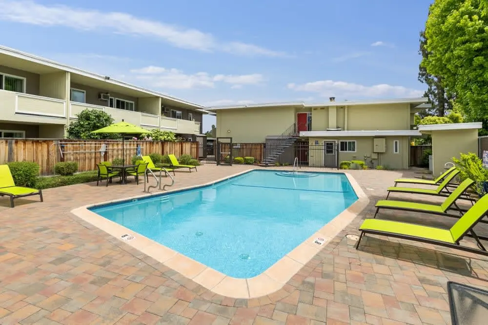 Parkway Apartments