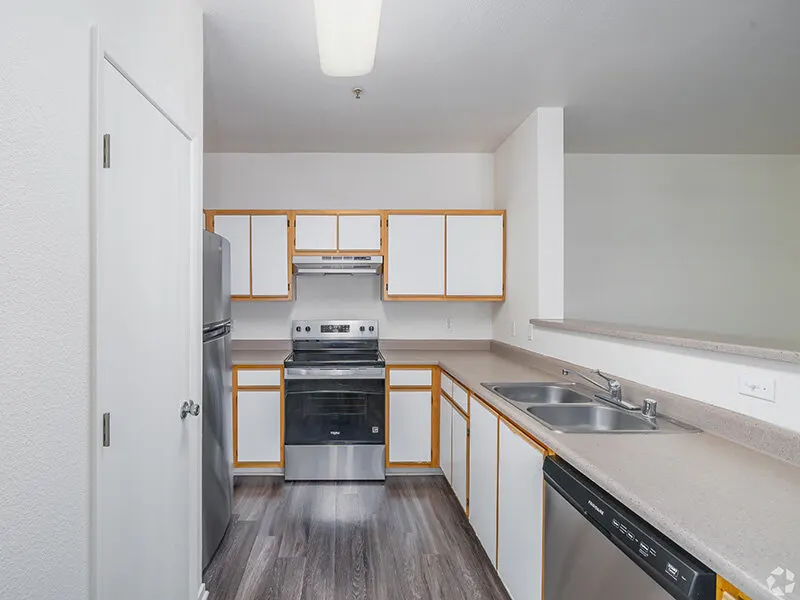 Crocker Oaks Apartments