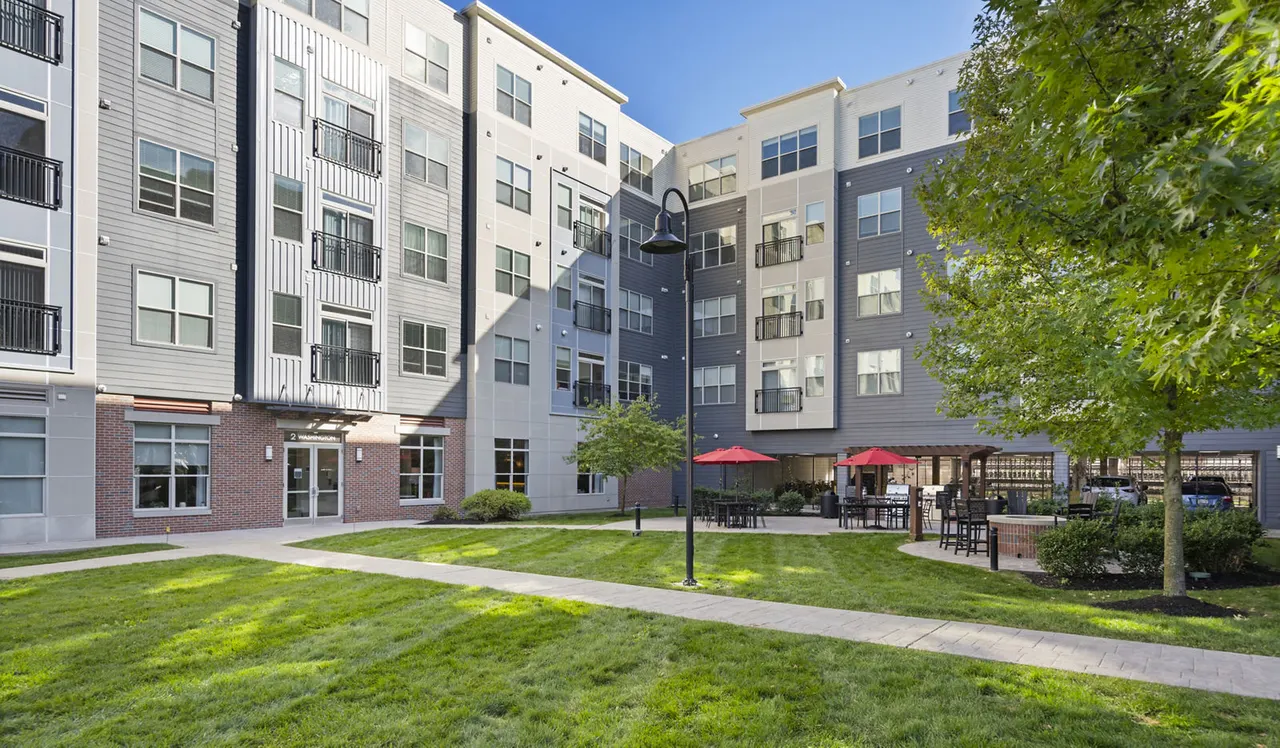 The Washingtons Apartments