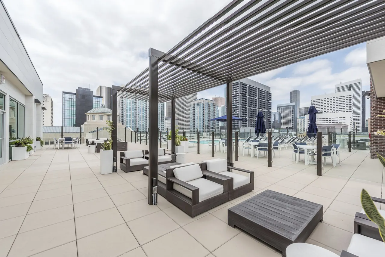 Camden Downtown Apartments