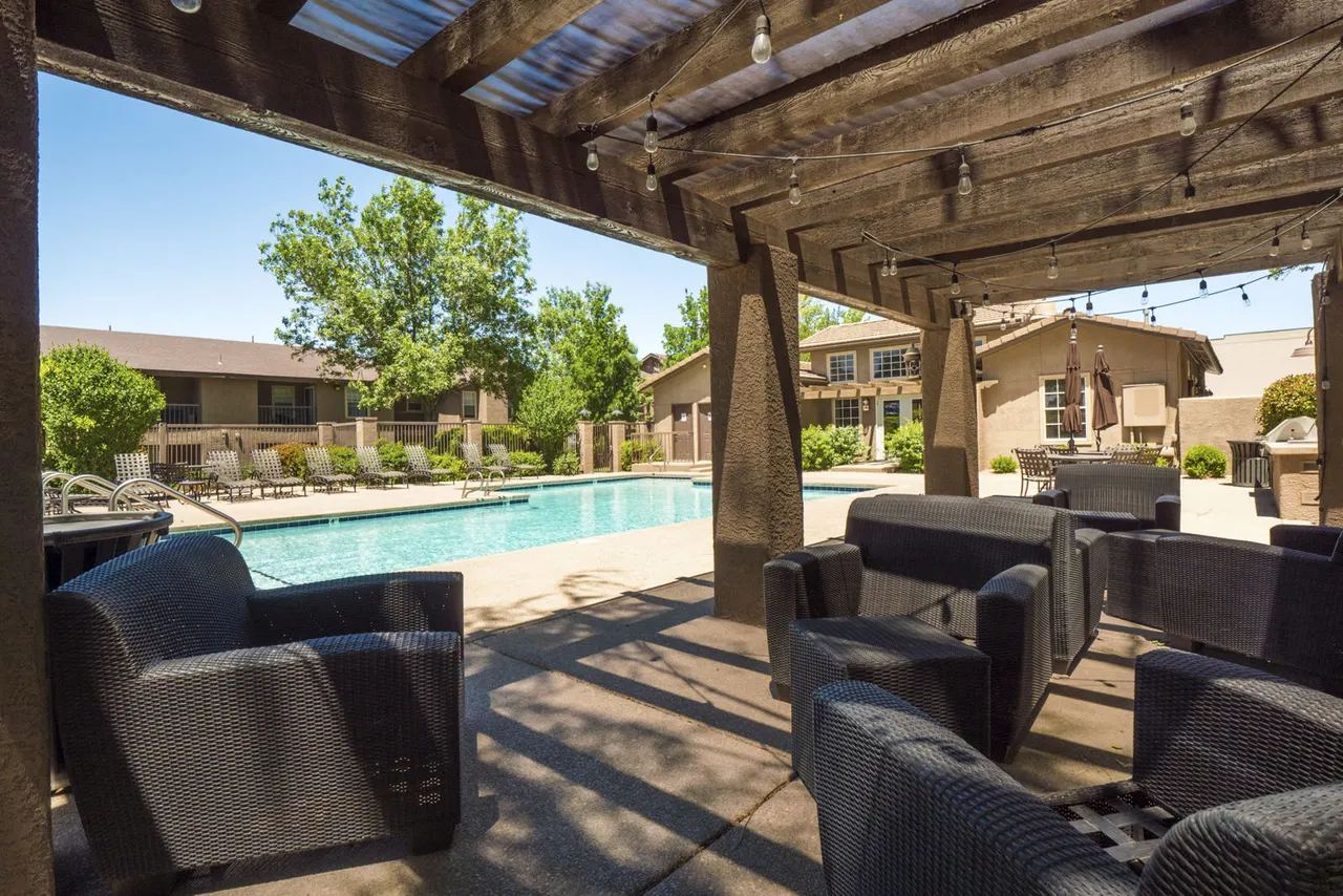 Hunters Ridge Apartment Homes