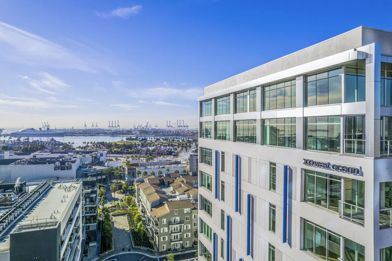 200 West Ocean