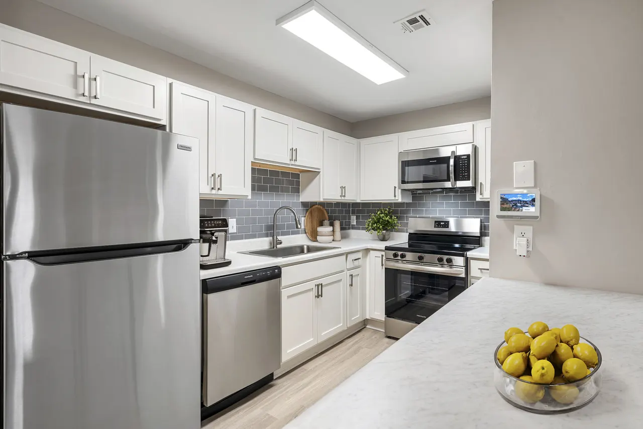 Cedar Pointe Apartments