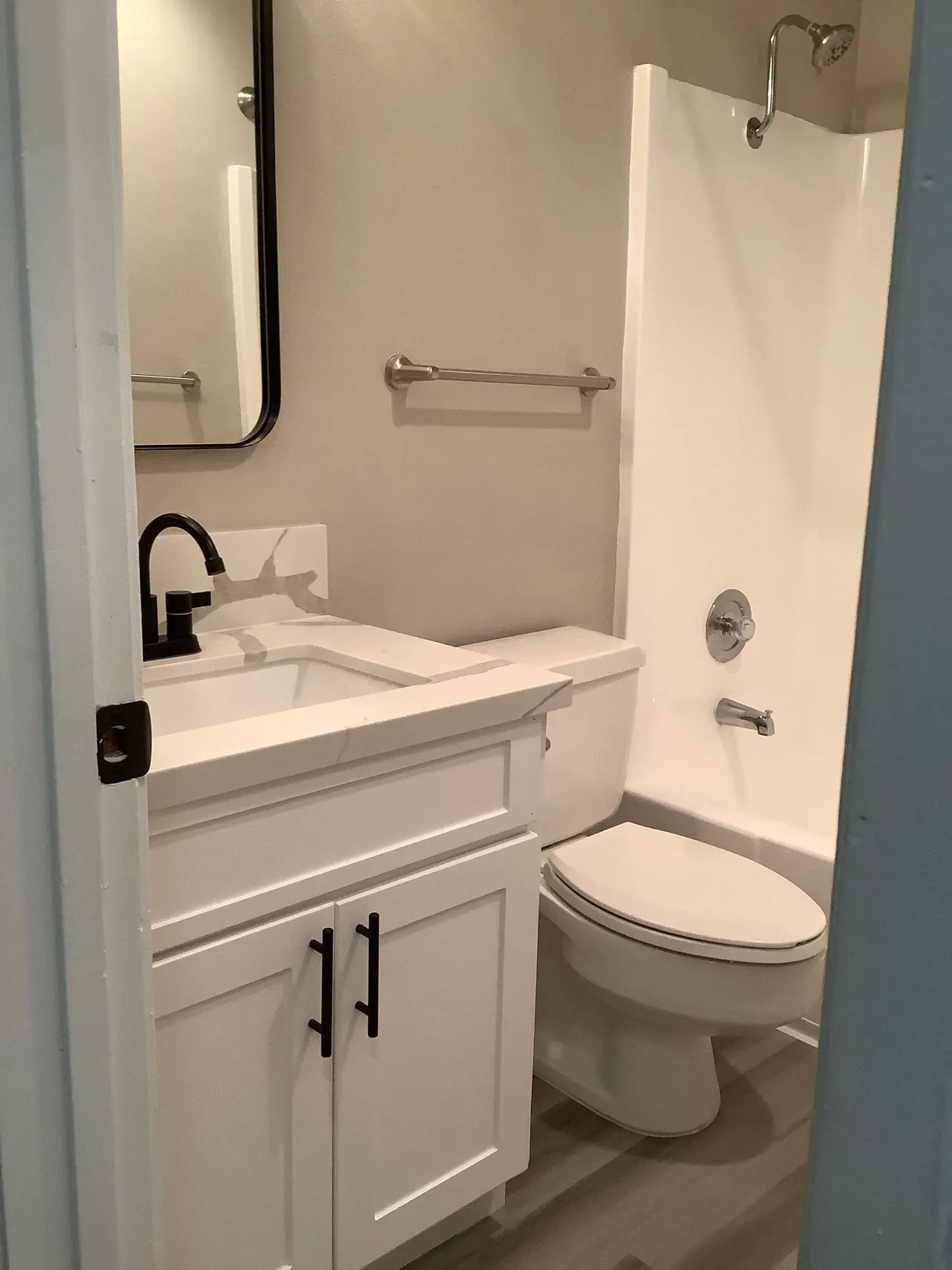 Carlsbad Coast Apartments