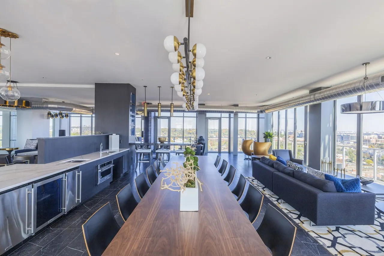 DelRay Tower