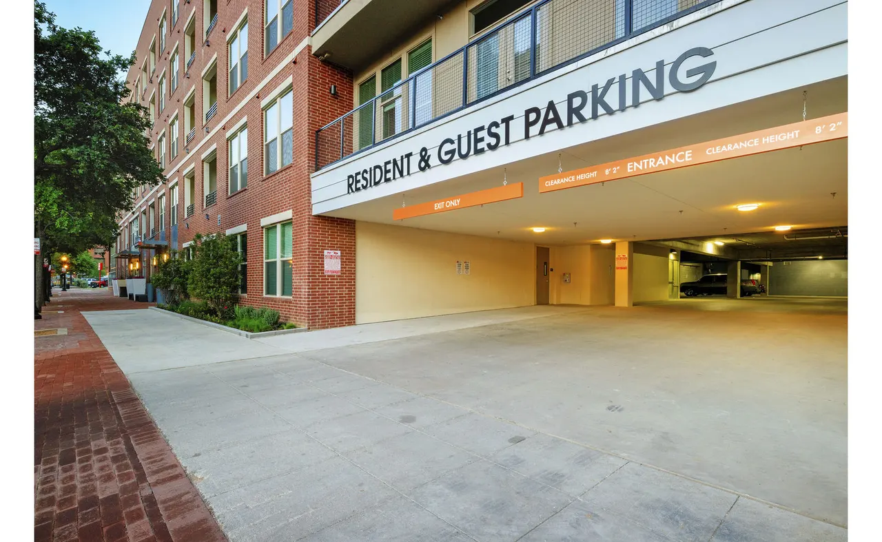 555 Ross Apartments