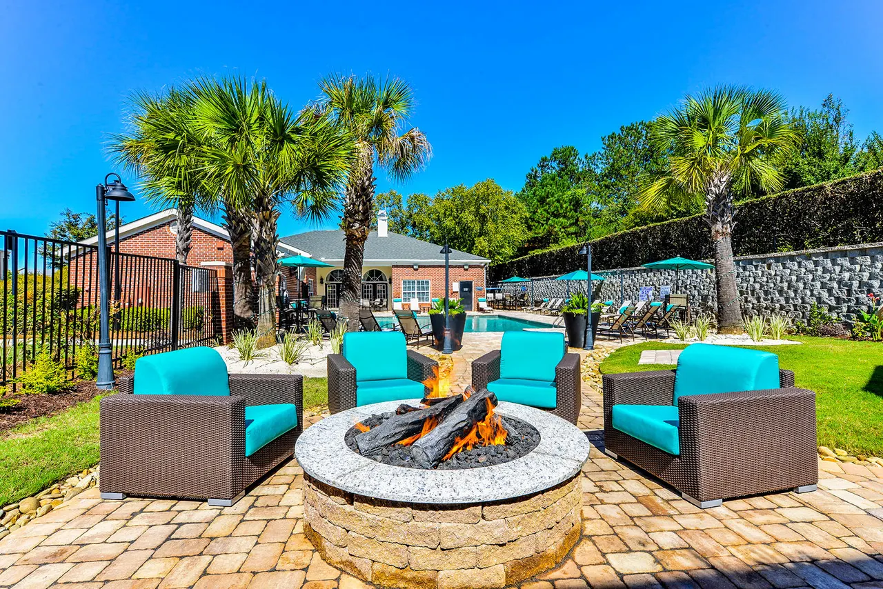 Vista Commons Apartments