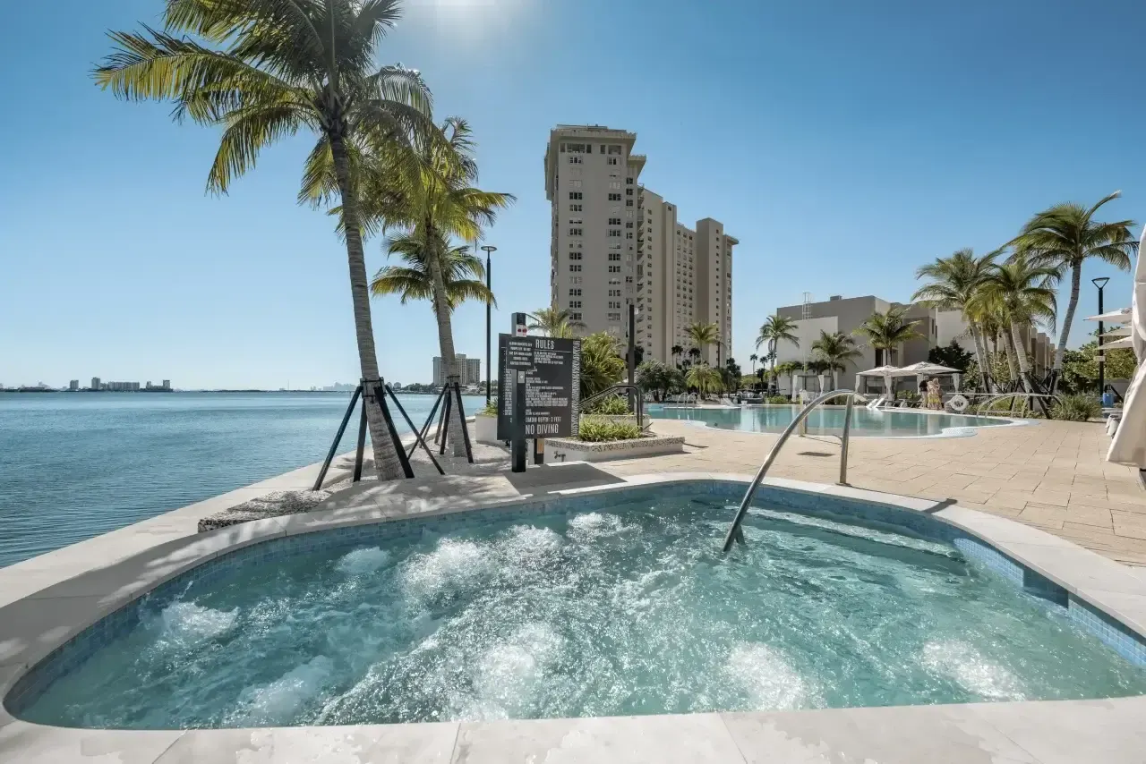 Biscayne Shores Luxury Apartments