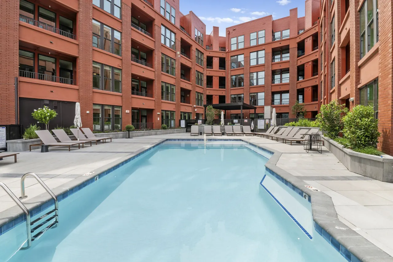 Cullman House Apartments