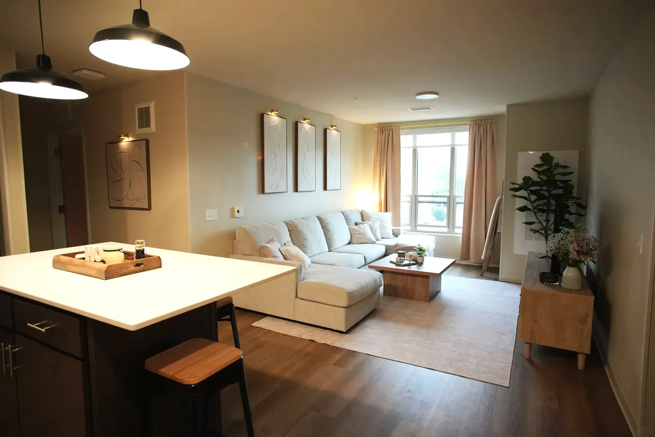 U-square -- University Square Apartments Mankato