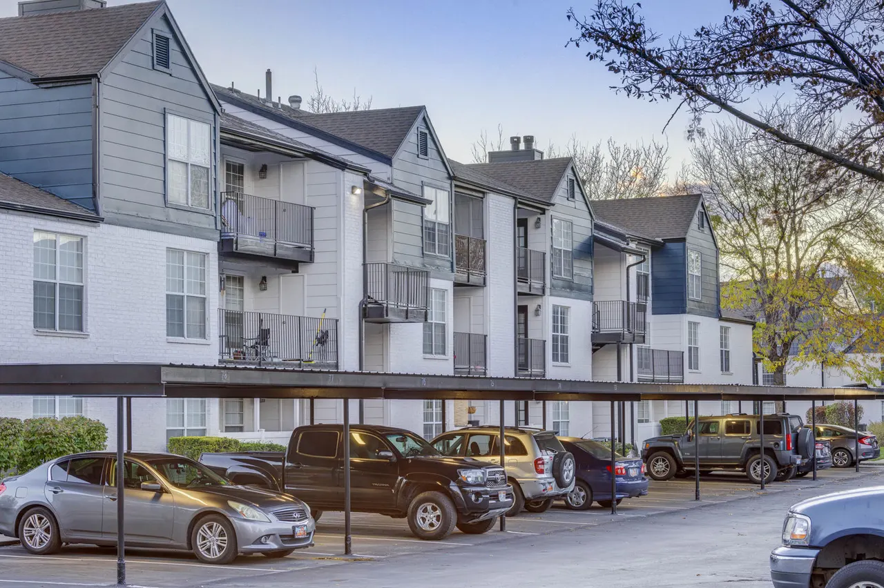 Riverbend Apartments