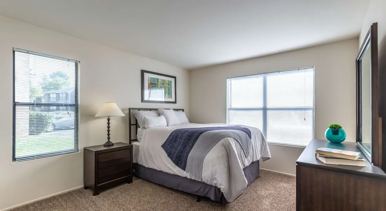Stoney Brooke Apartments