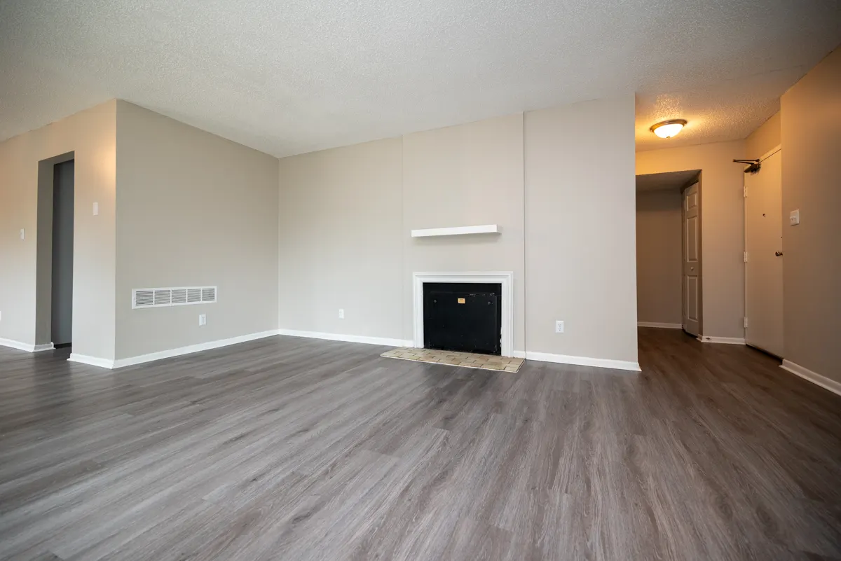 Windchase Flats & Townhomes