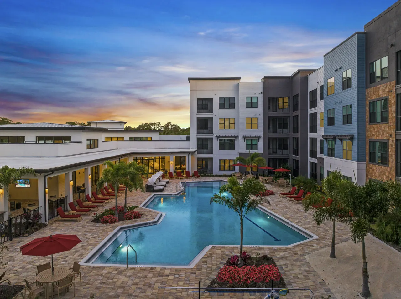 The Pointe at Lakewood Ranch