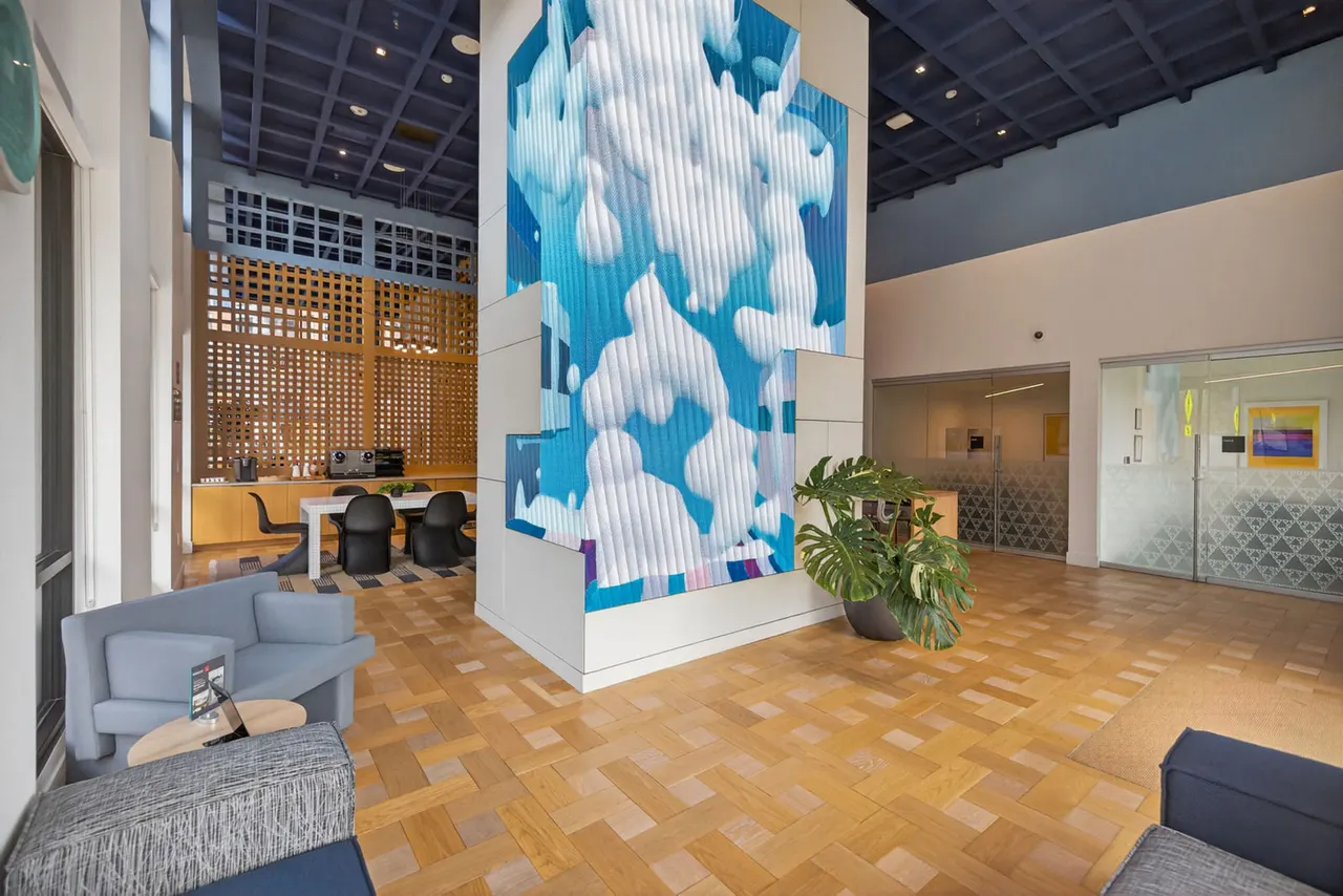 Sevens Luxury Apartment