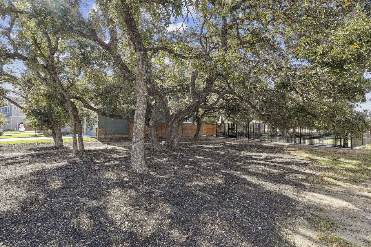 The Oaks on Chisholm Trail