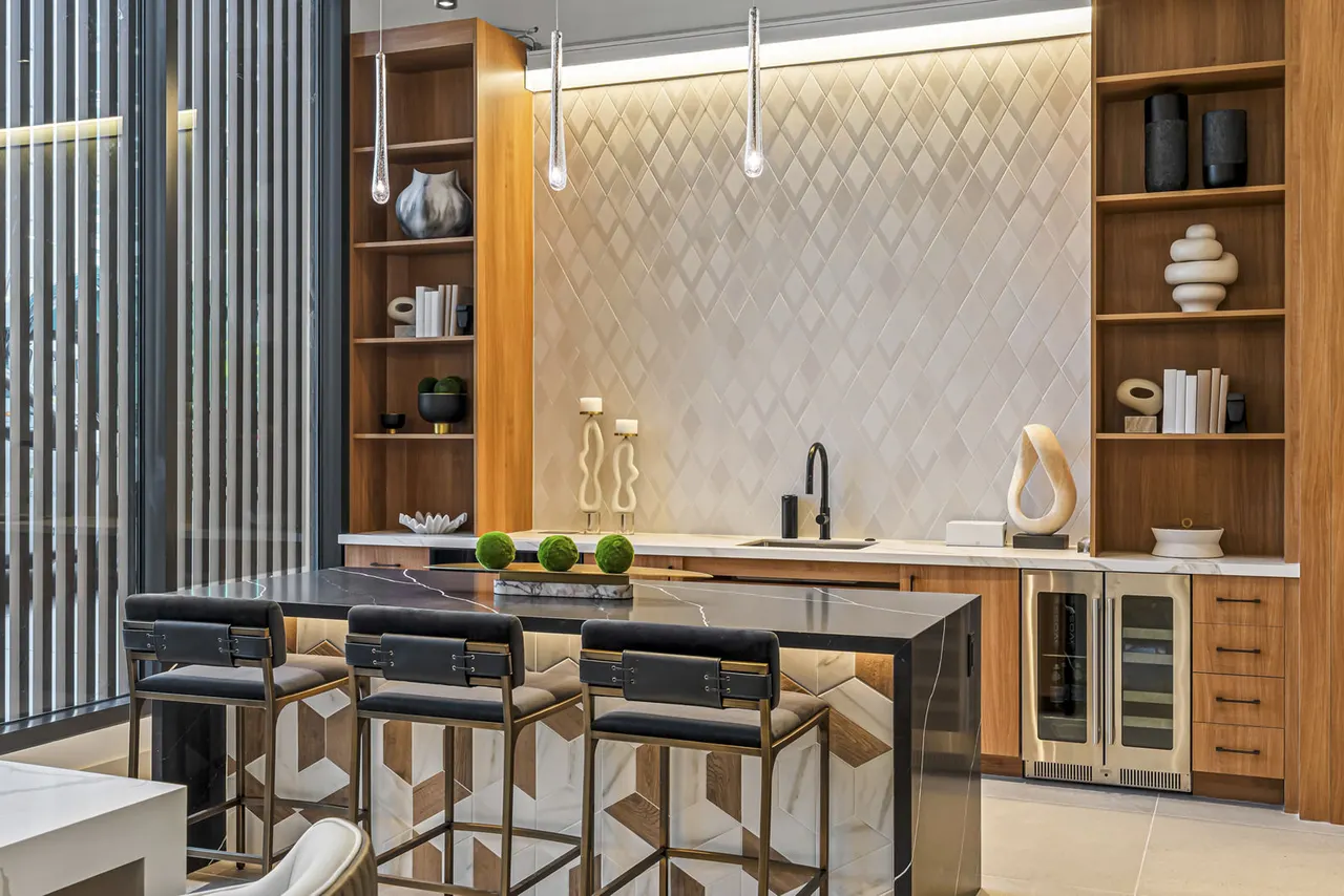 Park Summit Apartments