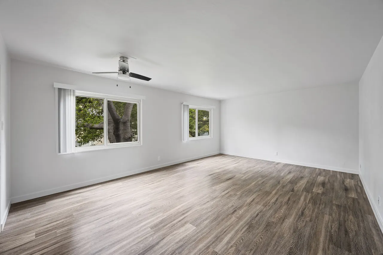 Hillsdale Garden Apartments