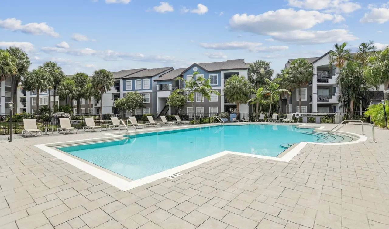 The Lennox Apartment Homes