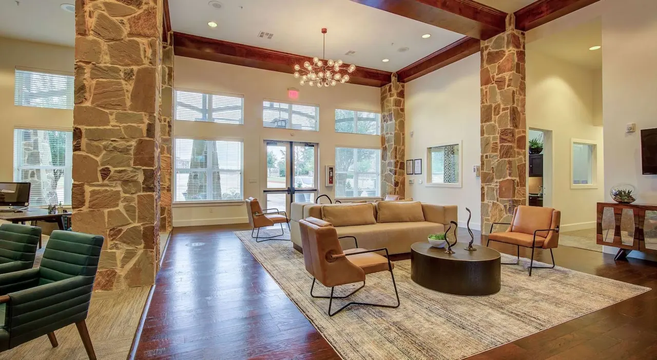 The Villas of Chapel Creek