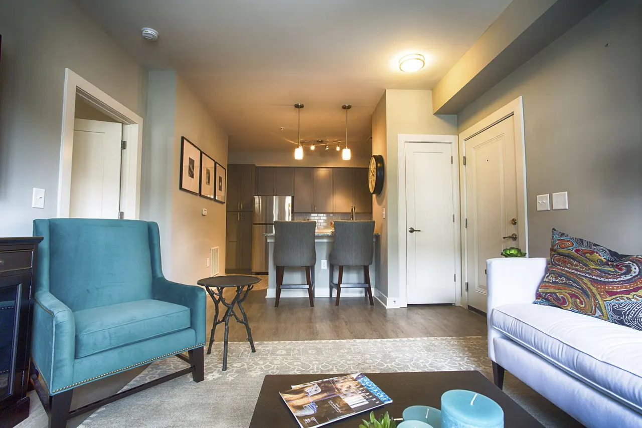 The Marlowe Lake Boone Apartments