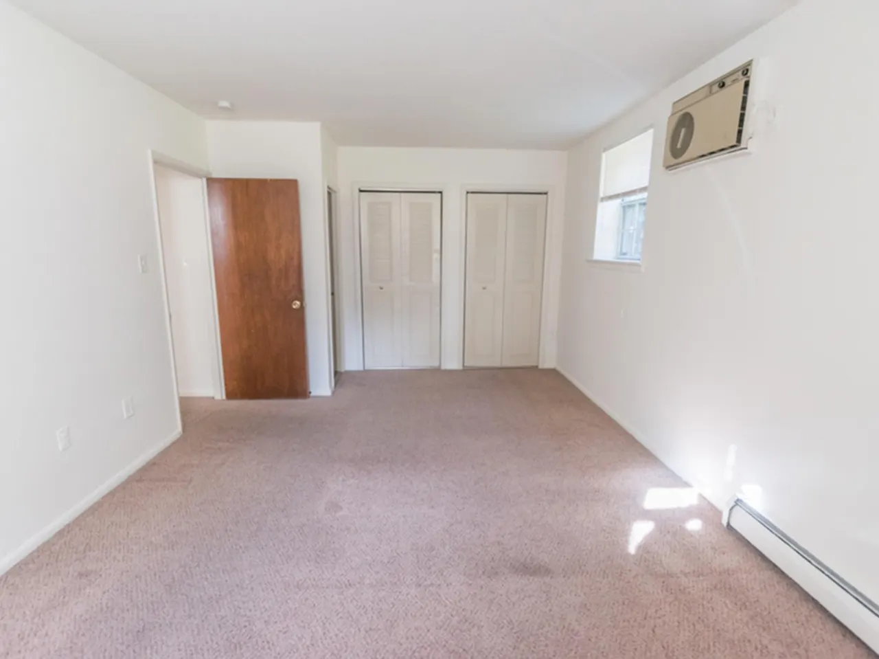 EverGreen Club Apartment