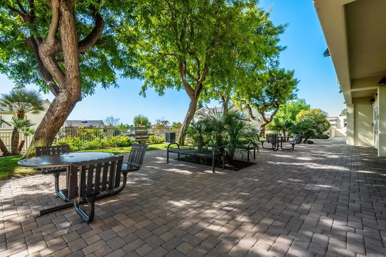 Mission Plaza