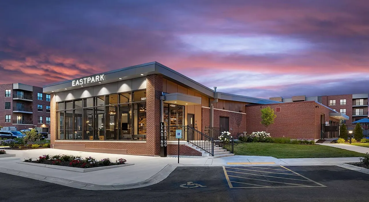 Eastpark Apartments