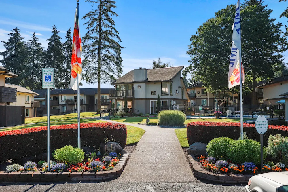 Lakeview South Apartments
