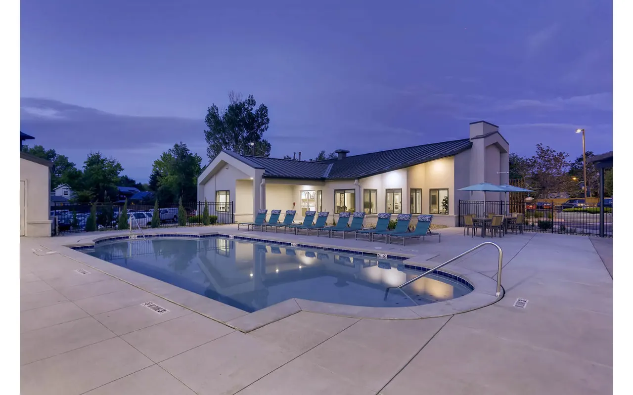 The Lodge Apartment Homes
