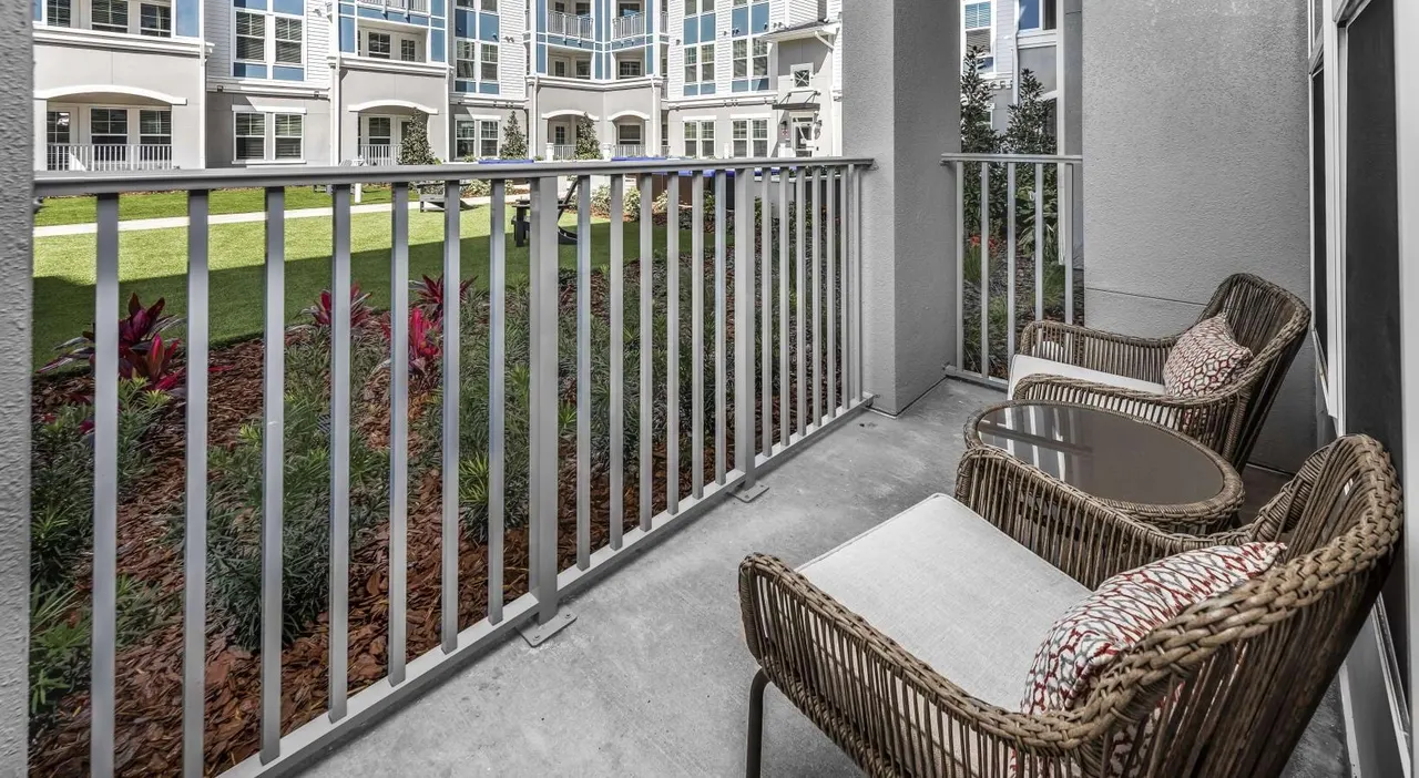 Monterosso Apartments