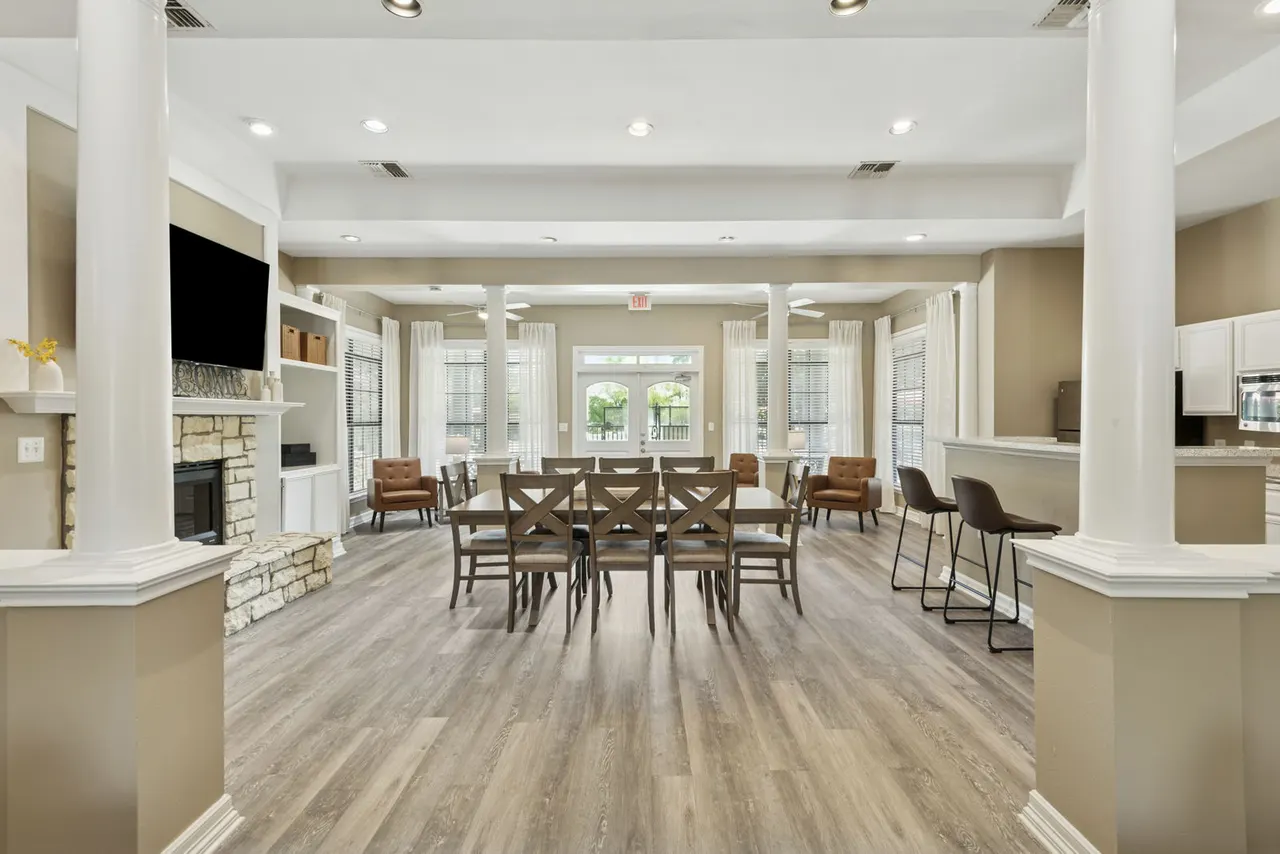 Lakeshore Villas