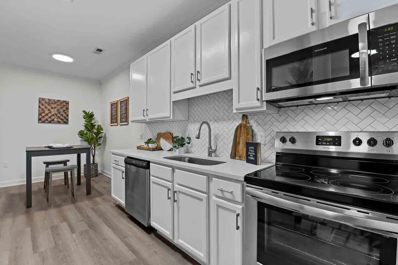 Blue Hill Apartments