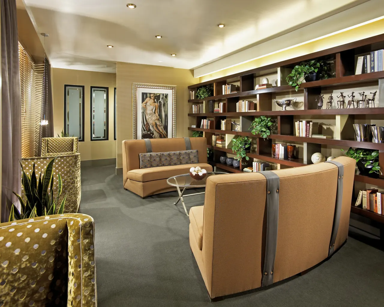Trio Apartments