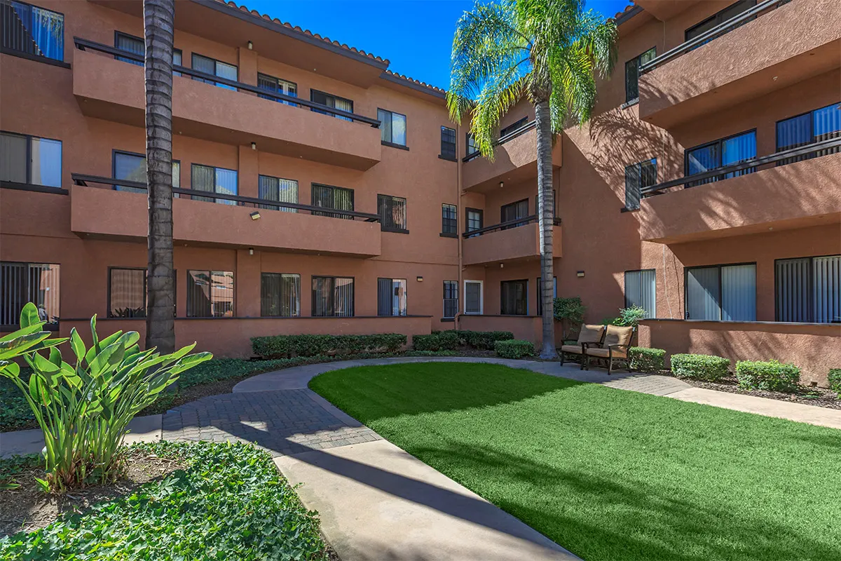 Montclair Royale
