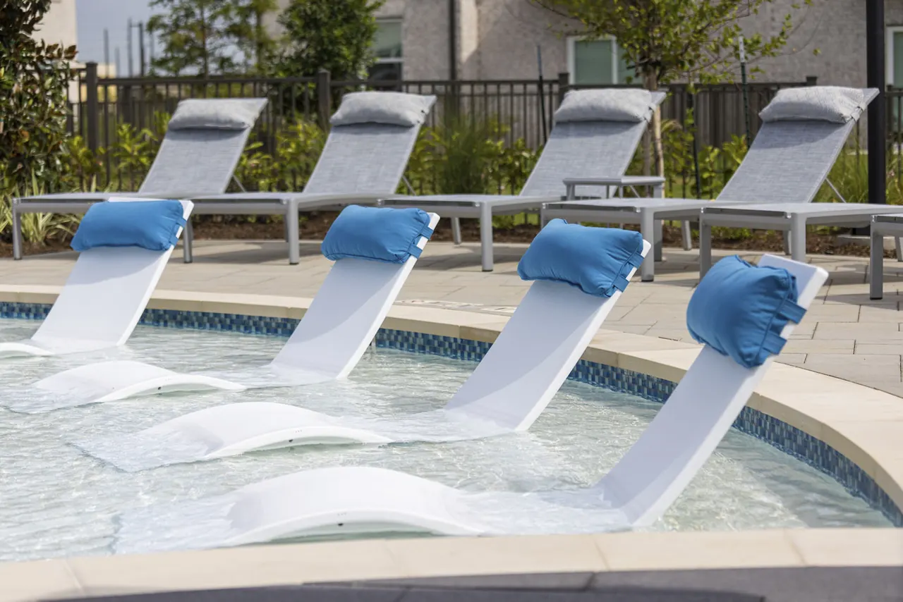 Residences at Silver Ridge