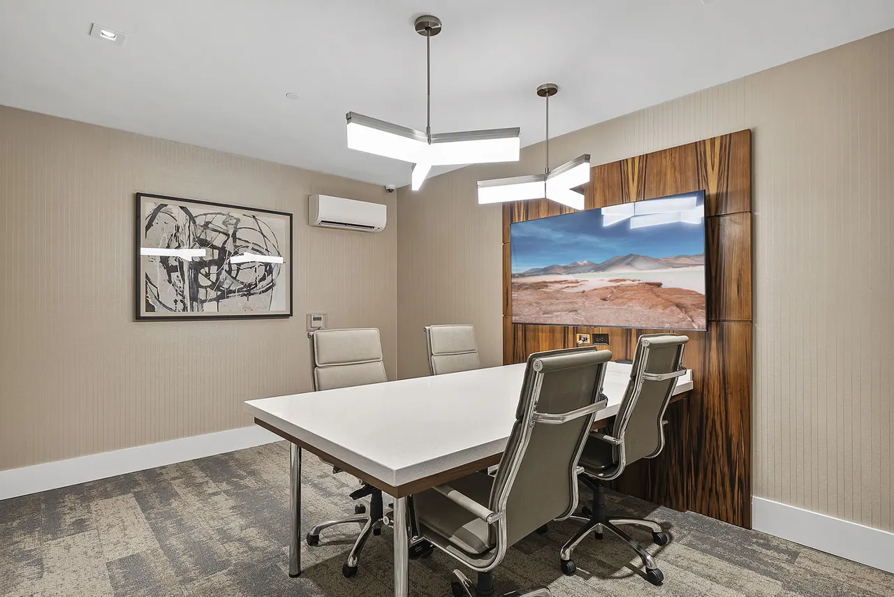 Element SouthPark Apartments