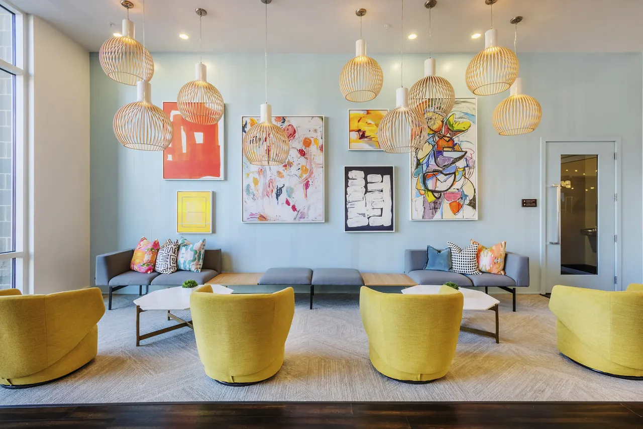 Presley Uptown Apartments