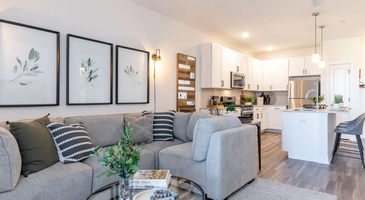 The 450 Apartments