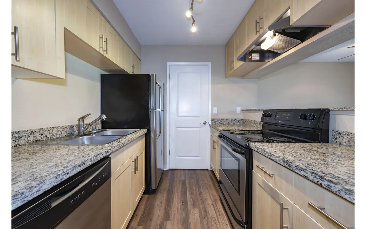 Canyon Woods Apartments